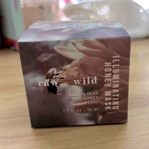 Free + True Honey Mask